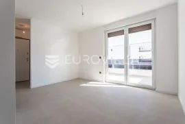 Šibenik, Grebaštica, dvosoban stan na prvom katu novogradnje, Šibenik - Okolica, Appartement