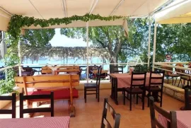 Gradac, Hotel-Pansion na samom moru, Gradac, Ticari emlak