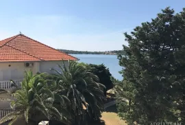 DVOSOBNI APARTMAN, 35 M OD MORA, VERUNIĆ - DUGI OTOK, Sali, Appartement