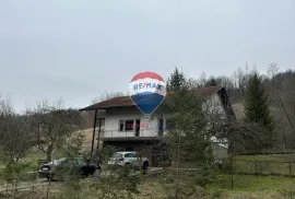 SAMOSTOJEĆA KUĆA 200m2, DESINIĆ(IVANIĆ MILJANSKI), Zagorska Sela, Дом