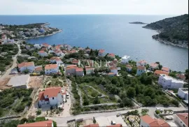 Šibenik, Stivašnica- Dvoetažna vila s bazenom i pogledom na more, Rogoznica, Дом