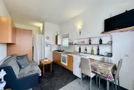 Crikvenica,Selce- studio apartman 500m od mora, Crikvenica, Stan