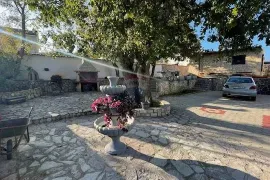 Otok Krk, Porat, 2S+DB, 82 m2,okućnica 348 m2, Malinska-Dubašnica, Kвартира