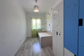 Istra, Pula - dvosoban stan s garažom, Pula, Appartement