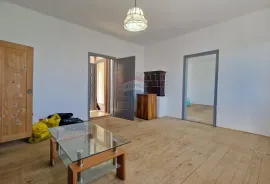 Bosiljevo - kuća s okućnicom 1780 m2, Bosiljevo, Kuća