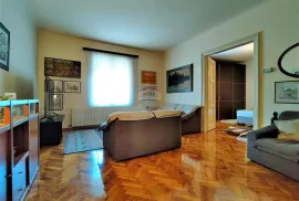 Zagreb, Domagojeva ulica, stan 126 m2 s garažom, Zagreb, Wohnung