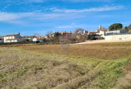 Istra, Kaštelir - građevinsko zemljište s pravomoćnom građevinskom dozvolom, Kaštelir-Labinci, Земля