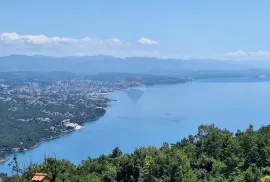 OPATIJA, BREGI - obiteljska kuća s bazenom, Matulji, Haus