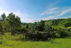 Ogulin , Modruš - Građevinsko - poljoprivredni teren sa ruševinom, Josipdol, أرض