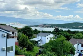 OTOK KRK-ČIŽIĆI apartman u prizemlju s tri spavaće sobe, Dobrinj, Wohnung