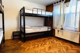 Zagreb, Dubrava - Trnava smještaj za 10-12 osoba, Haus