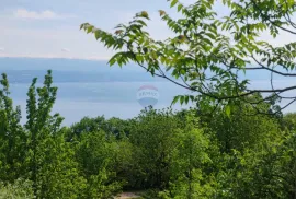 Moščenička draga, Sveti Anton, ruševine na 1652 m2, Mošćenička Draga, Kuća