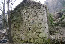 Moščenička draga, Sveti Anton, ruševine na 1652 m2, Mošćenička Draga, Kuća