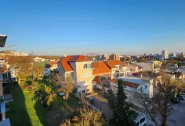 Maksimir, Jordanovac - 42m2, odlična lokacija, 2 balkona, Zagreb, Appartamento