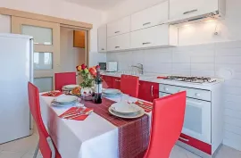 Prodaje se stan 54m2 u neposrednoj blizini Arene, Pula, Appartement