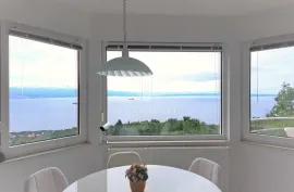 Ičići, stan na prvom katu sa prekrasnim pogledom na more, Opatija - Okolica, Appartement