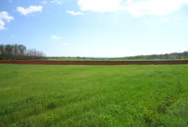 Poljoprivredno zemljište s pogledom na more, Poreč, Γη