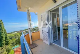 OPATIJA, IKA - dvoetažni stan s panoramskim pogledom na more na mirnoj lokaciji, Opatija - Okolica, Apartamento