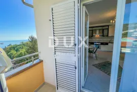 OPATIJA, IKA - dvoetažni stan s panoramskim pogledom na more na mirnoj lokaciji, Opatija - Okolica, Apartamento