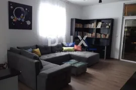 VIŠKOVO,SARŠONI - Vrlo simpatičan stan, 3S + DB, 110 m2, Viškovo, Kвартира