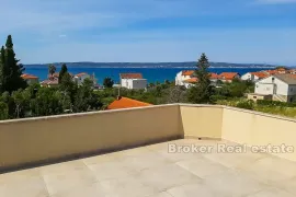 Penthouse apartman, s pogledom na more, Kaštela, Διαμέρισμα