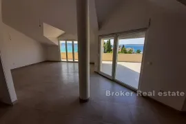 Penthouse apartman, s pogledom na more, Kaštela, Διαμέρισμα