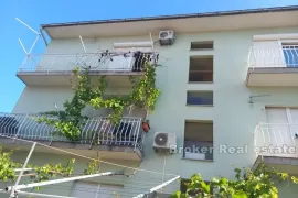 Komforan apartman na super lokaciji, Kaštela, Διαμέρισμα