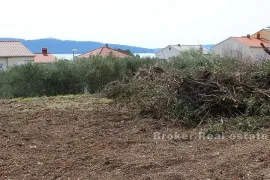 Građevinsko zemljište s pogledom na more, Kaštela, Arazi