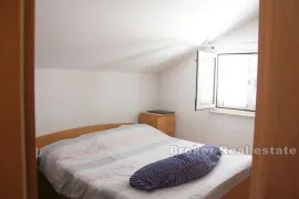 Trosoban stan, Kaštela, Appartment