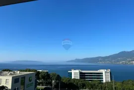 OPATIJA,COSTABELLA- NOVOGRADNJA, stan a garažom i pogledom na more, 250 m od mora, Rijeka, Daire