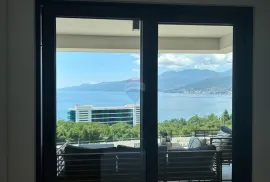 OPATIJA,COSTABELLA- NOVOGRADNJA, stan a garažom i pogledom na more, 250 m od mora, Rijeka, Flat