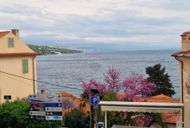 OPATIJA,VOLOSKO- stara jezgra, stan za najam, 60 m od mora, Opatija, Appartamento