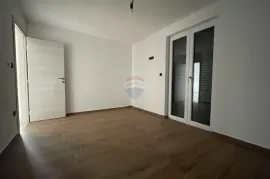 Otok Krk,Malinska-okolica,dvije etaže,152 m2,novogradnja, Malinska-Dubašnica, Flat