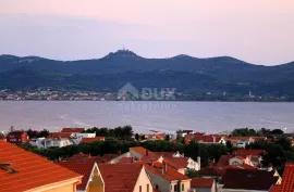 ZADAR, BORIK - Mediteranska vila u elitnom dijelu Zadra, Zadar, Ev