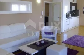 ZADAR, BORIK - Mediteranska vila u elitnom dijelu Zadra, Zadar, Ev