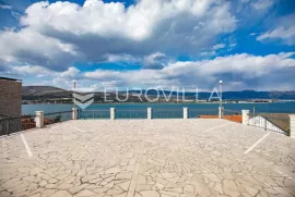 Trogir, prekrasan hotel 2.408,84m2 sa pogledom na more, Trogir - Okolica, Commercial property