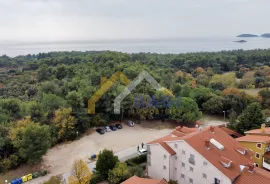 ISTRA - ROVINJ stan sa konobom blizu mora!, Rovinj, Kвартира