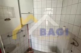 Poslovni prostor, 31m2, atraktivna lokacija, sa terasom, okretište tramvaja, Zagreb, Commercial property