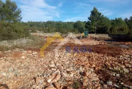 Atraktivno zemljište, Hvar, građevinsko, 2000m2, cijena po dogovoru, Hvar, Terreno