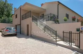 Labin, nova Villa s bazenom na ekskluzivnoj lokaciji, Labin, Haus