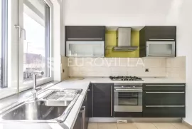 Remete, četverosoban stan 123 m2, novogradnja, Zagreb, Appartment