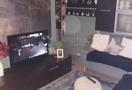 Stan,dvosoban 62 m²,prizemlje,centar Osijeka, Osijek, Appartamento