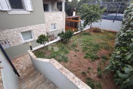 Apartmanska Vila sa pogledom na more, Ližnjan, Σπίτι