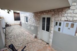 Apartmanska Vila sa pogledom na more, Ližnjan, Σπίτι