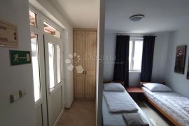 Apartmanska Vila sa pogledom na more, Ližnjan, Σπίτι