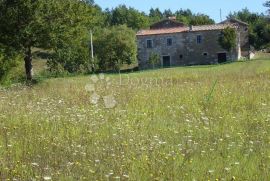 Prostrano građevinsko zemljište na idiličnoj lokaciji!, Karojba, Terrain