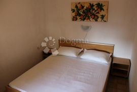 Makarska - stan 120m2 + apartman i garaža, Makarska, Daire