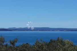 Kuća sa tri stana i bazenom, Zadar - Okolica, Ev