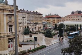 Stan u centru, Rijeka, Daire