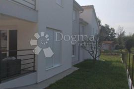 ODLIČNA DVOJNA KUĆA, Poreč, Famiglia